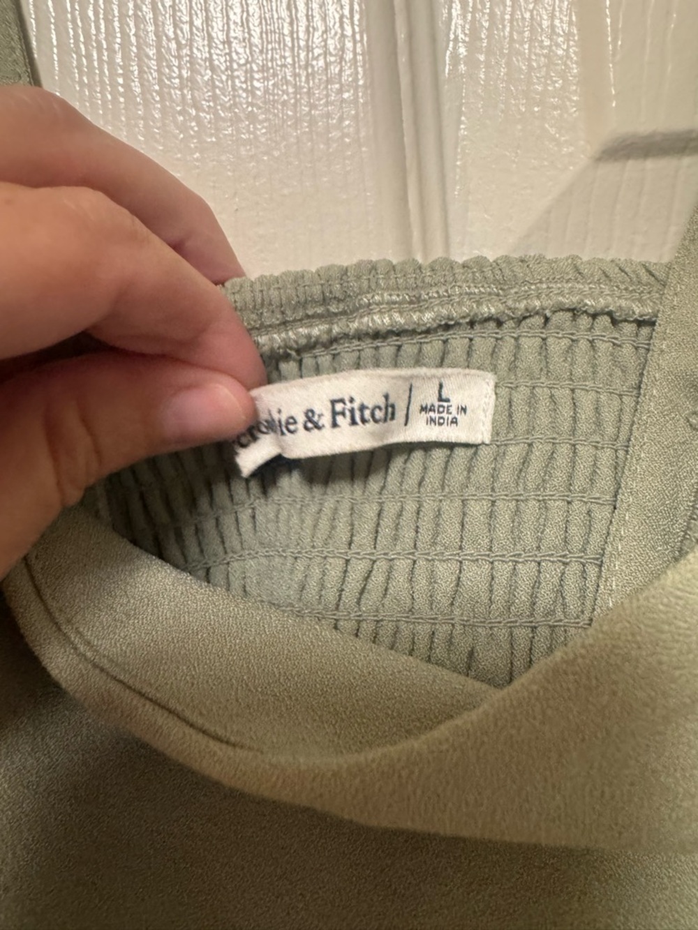 Abercrombie & Fitch Structured Square-Neck Crop Top in Sage Green - Picture 8 of 14